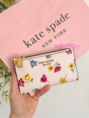 NWT🌷Kate Spade Morgan Tulip Toss Slim Bifold Wallet Floral Card Case KB176